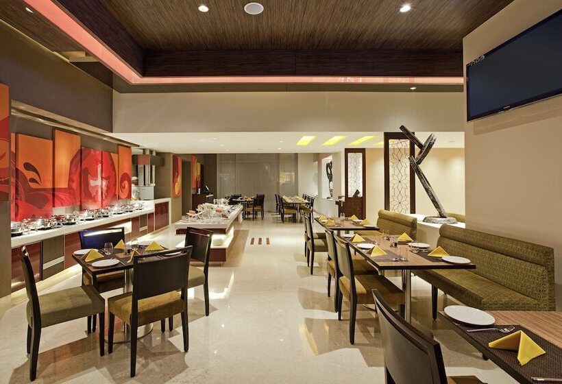هتل Ibis Mumbai Airport   An Accor Brand