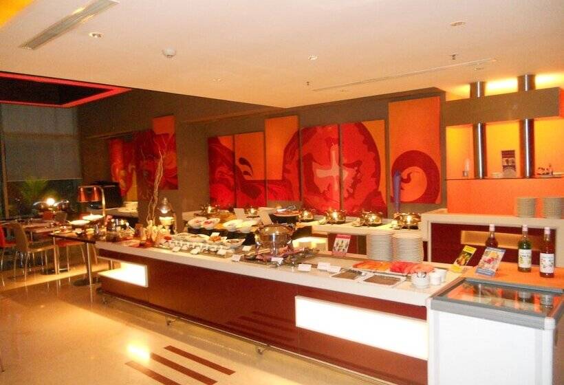 هتل Ibis Mumbai Airport   An Accor Brand