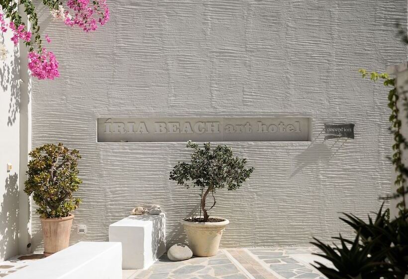 בית מלון כפרי Iria Beach Art
