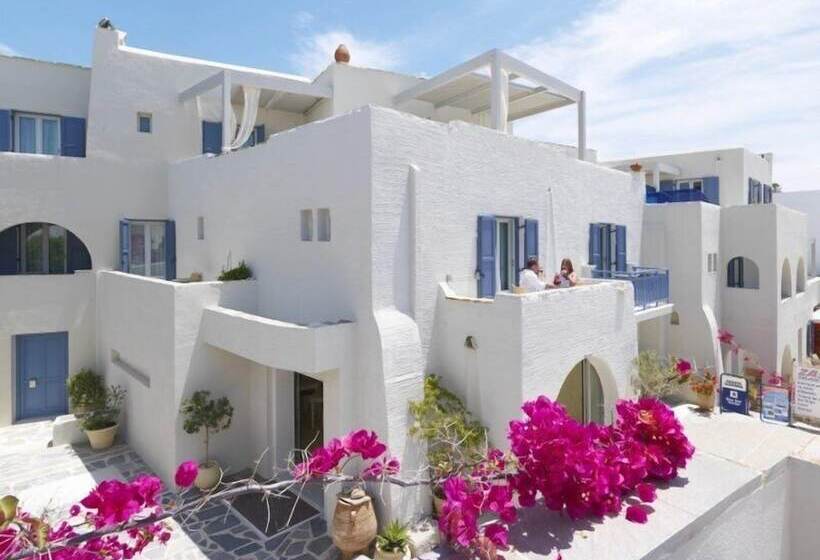 בית מלון כפרי Iria Beach Art