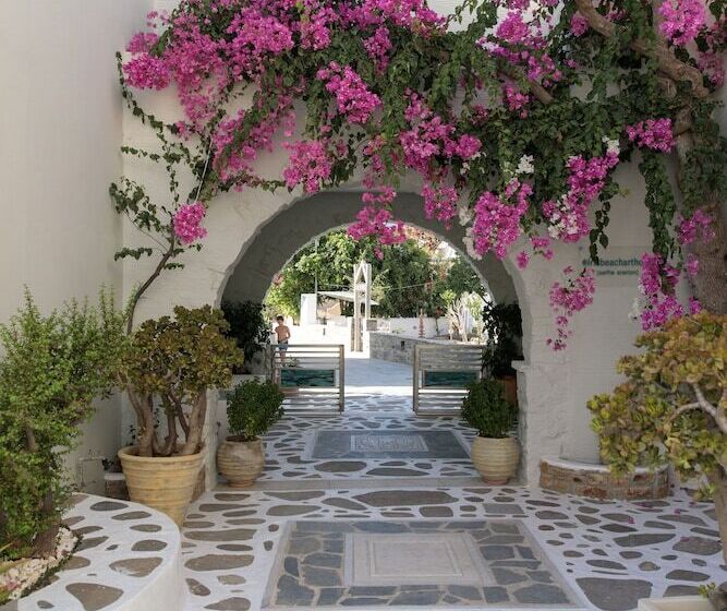 בית מלון כפרי Iria Beach Art