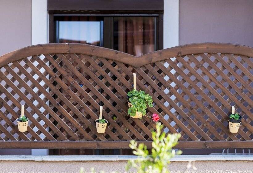 호텔 Kamelia & Semeli