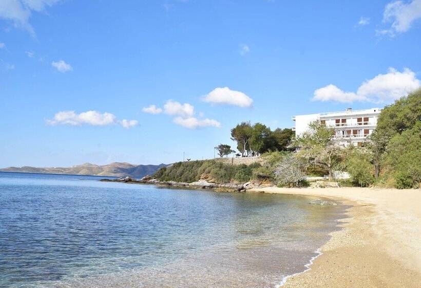 בית מלון כפרי Karystion