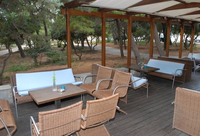 בית מלון כפרי Karystion