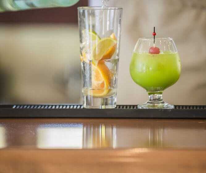 בית מלון כפרי Kefalonia Bay Palace