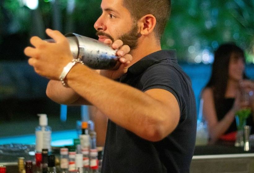 בית מלון כפרי Kiani Akti