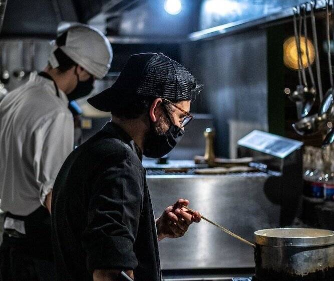 فندق Kiani Akti