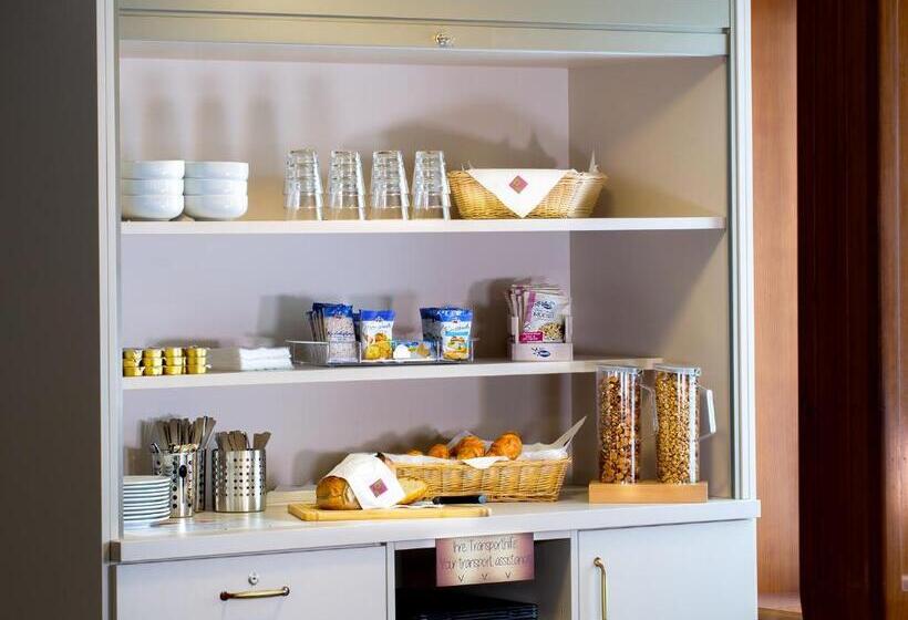 酒店 Krone By B Smart