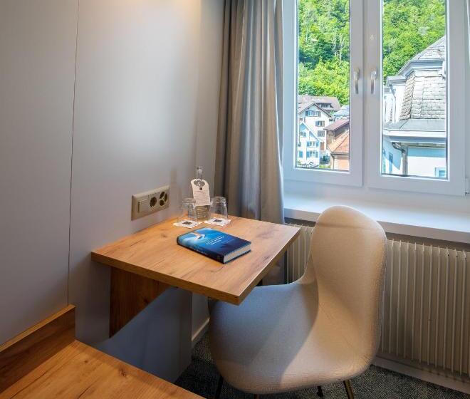 酒店 Krone By B Smart