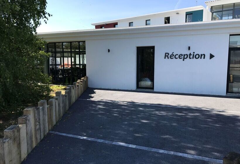 בית מלון כפרי Kyriad Direct La Rochelle Aytré