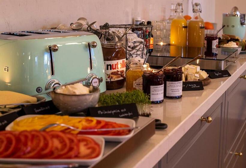 Отель L & Bistro Rödesund