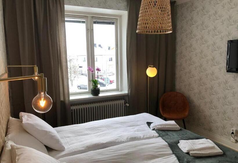 Отель L & Bistro Rödesund