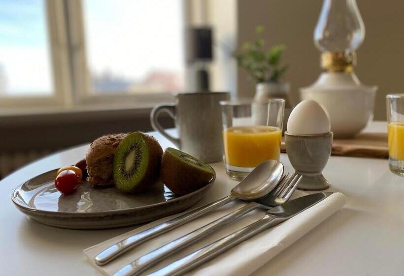 Отель L & Bistro Rödesund