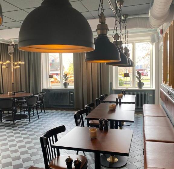 Отель L & Bistro Rödesund