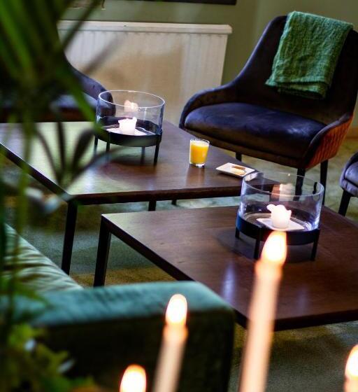 فندق Hehrne Kök & Konferens