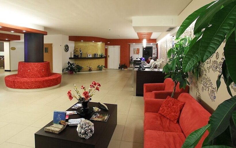 ホテル La Felce Imperial