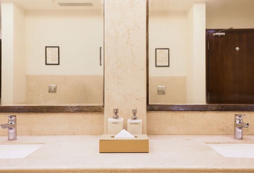 酒店 Lemon Tree Premier Ulsoor Lake  Bengaluru