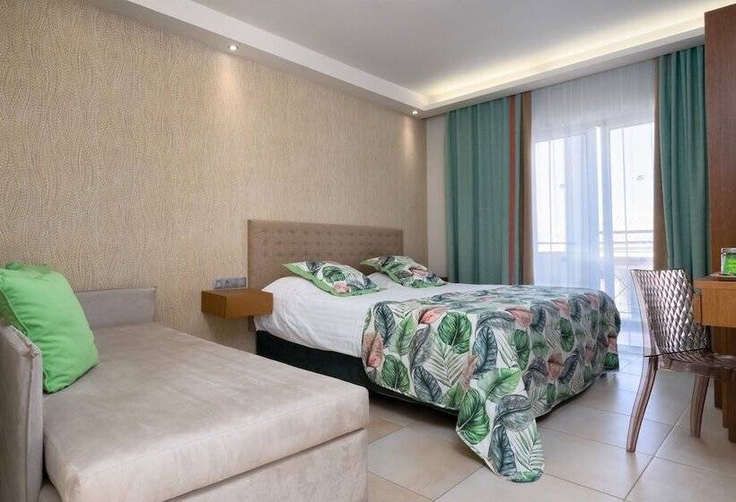 فندق Mareblue Beach