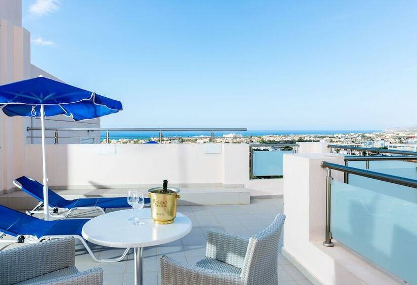 هتل Matheo Villas & Suites