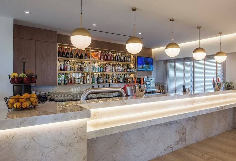 호텔 Matheo Villas & Suites