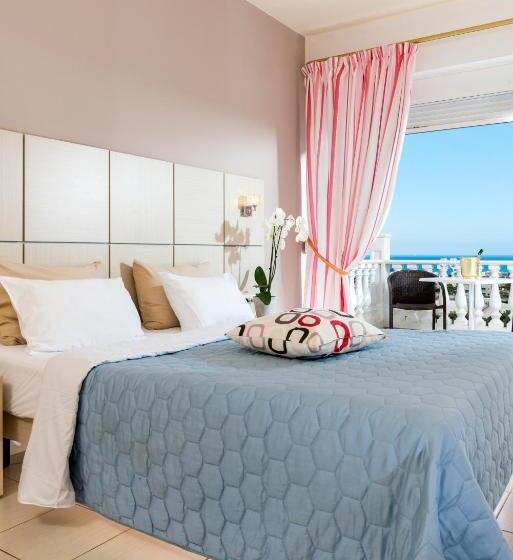 ホテル Matheo Villas & Suites