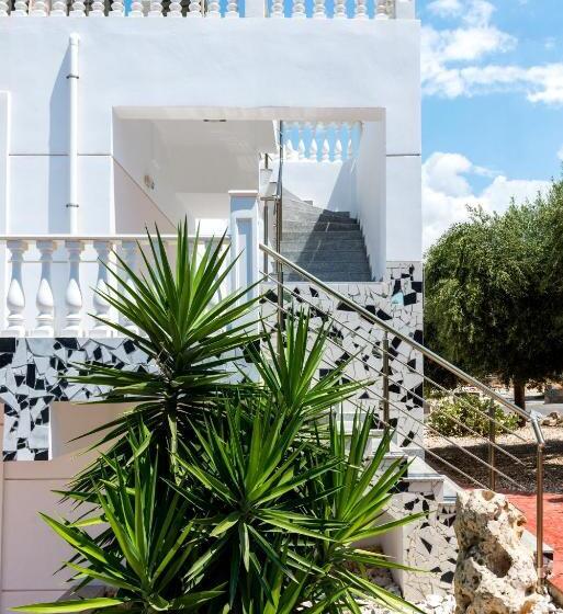 ホテル Matheo Villas & Suites