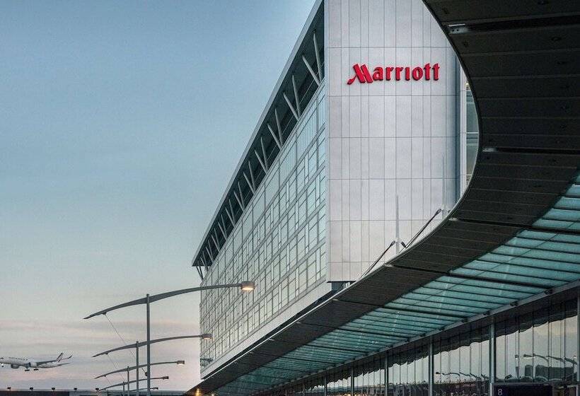 ホテル Marriott Montreal Airport In Terminal