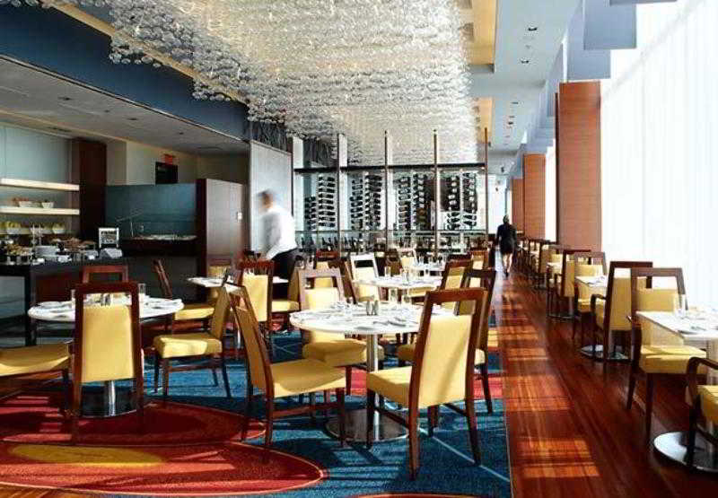 ホテル Marriott Montreal Airport In Terminal