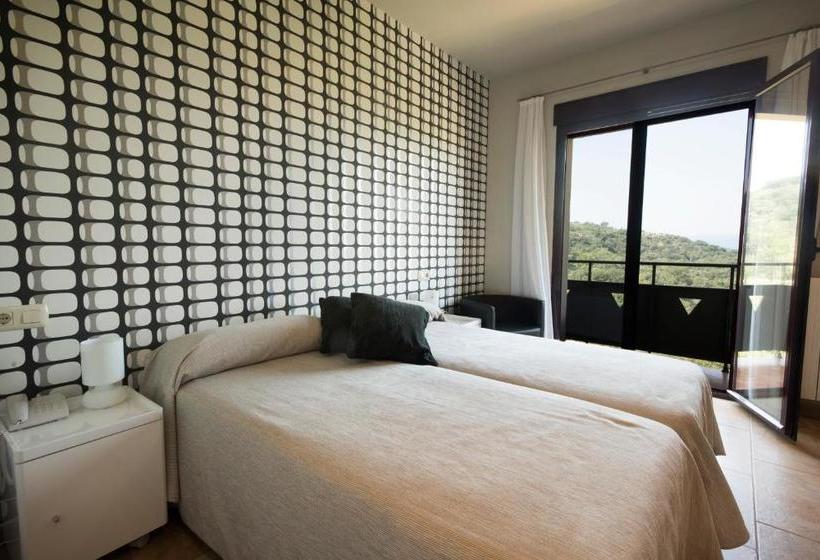 ホテル Restaurante Novella