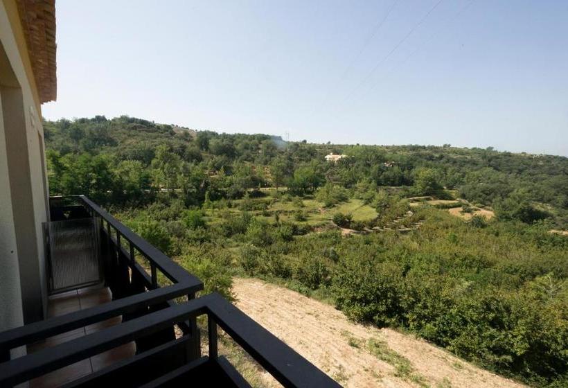 ホテル Restaurante Novella