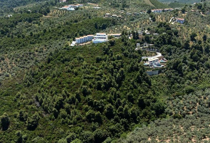 בית מלון כפרי Oniro Skiathos