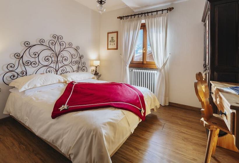 Отель Panda Cortina  Ricarica Auto Elettriche