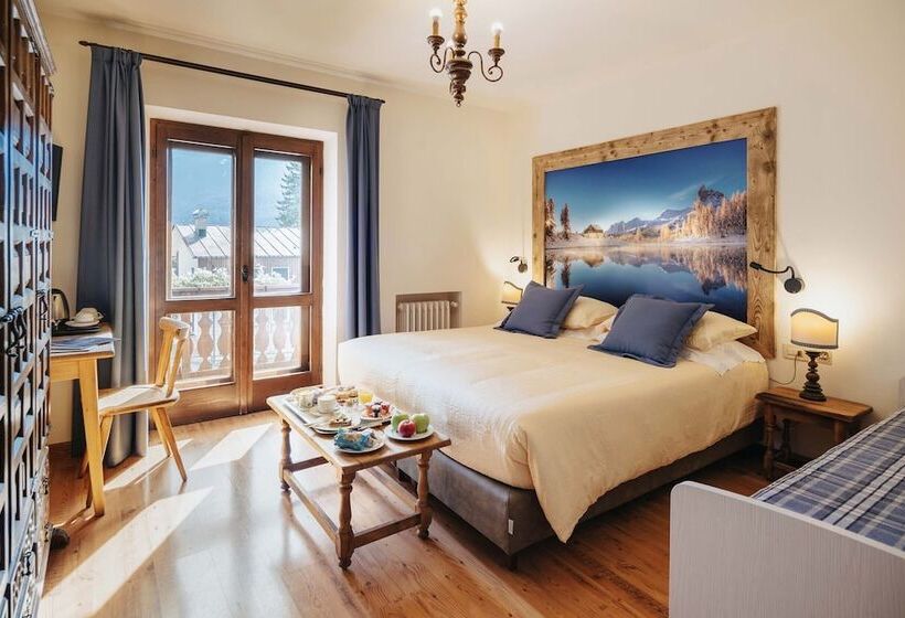 Отель Panda Cortina  Ricarica Auto Elettriche