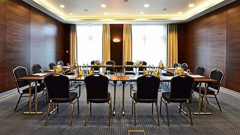 Отель Pestana Berlin Tiergarten
