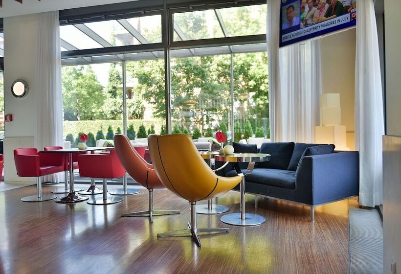 Отель Pestana Berlin Tiergarten