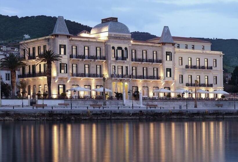 فندق Poseidonion Grand