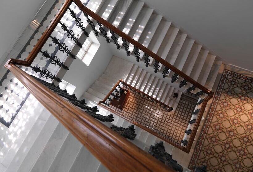 فندق Poseidonion Grand