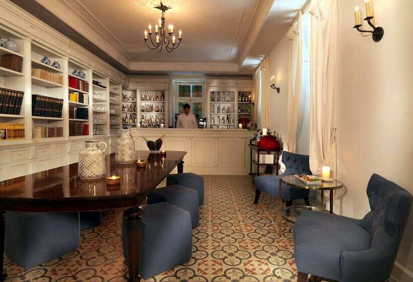 فندق Poseidonion Grand