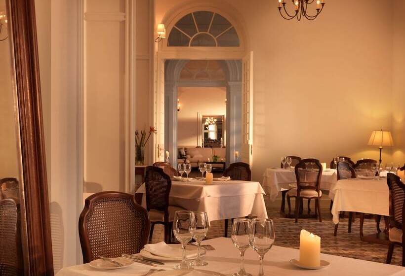 فندق Poseidonion Grand