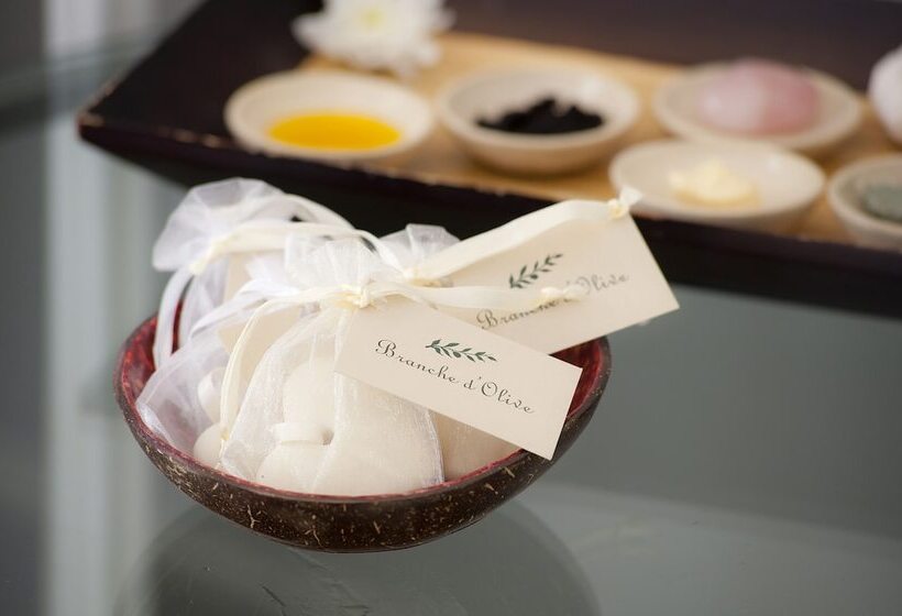 فندق Poseidonion Grand