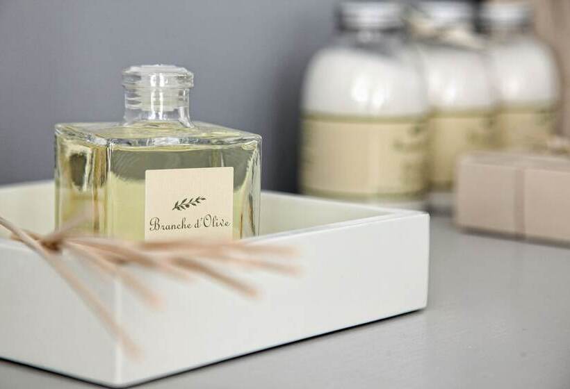 فندق Poseidonion Grand