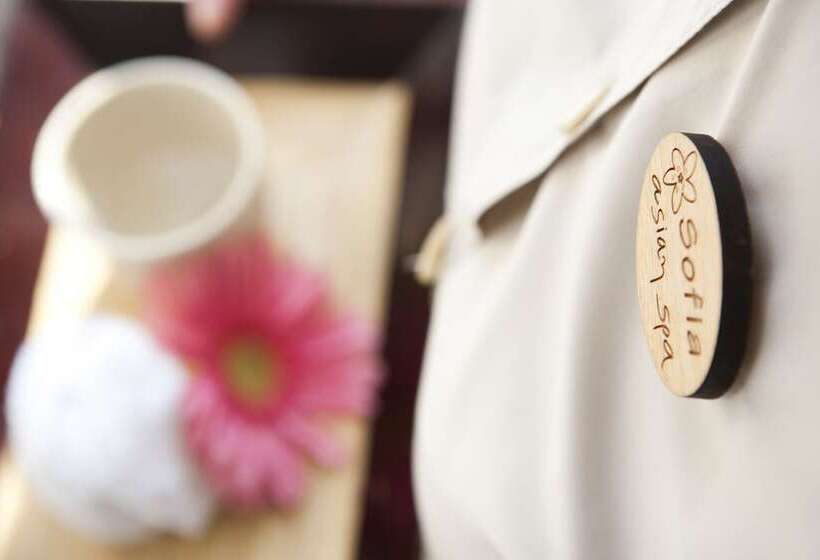 فندق Poseidonion Grand