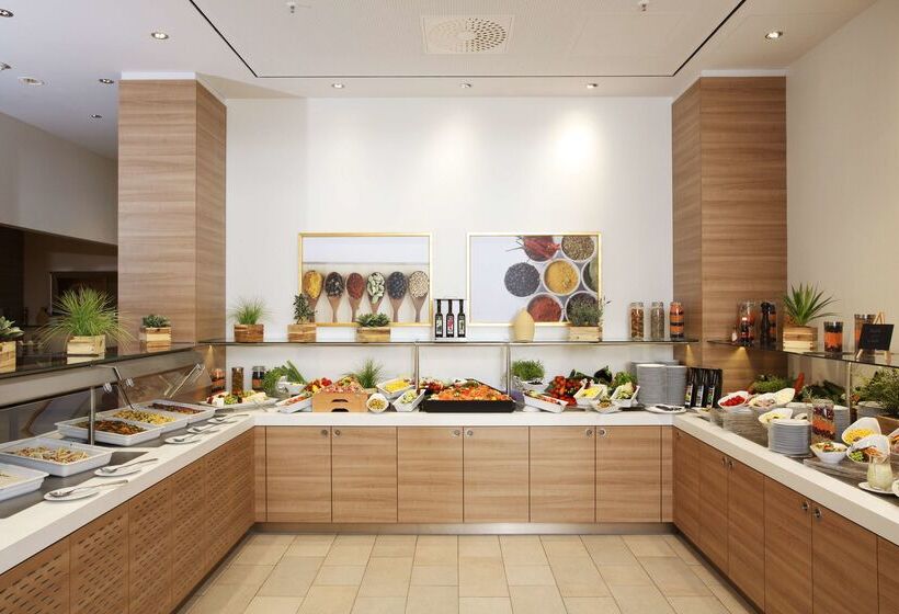 H4 Hotel Berlin Alexanderplatz