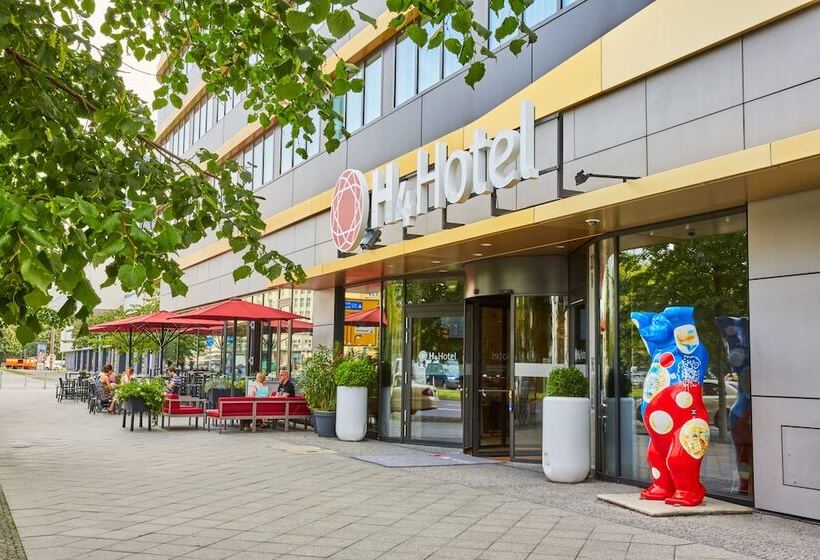 H4 Hotel Berlin Alexanderplatz