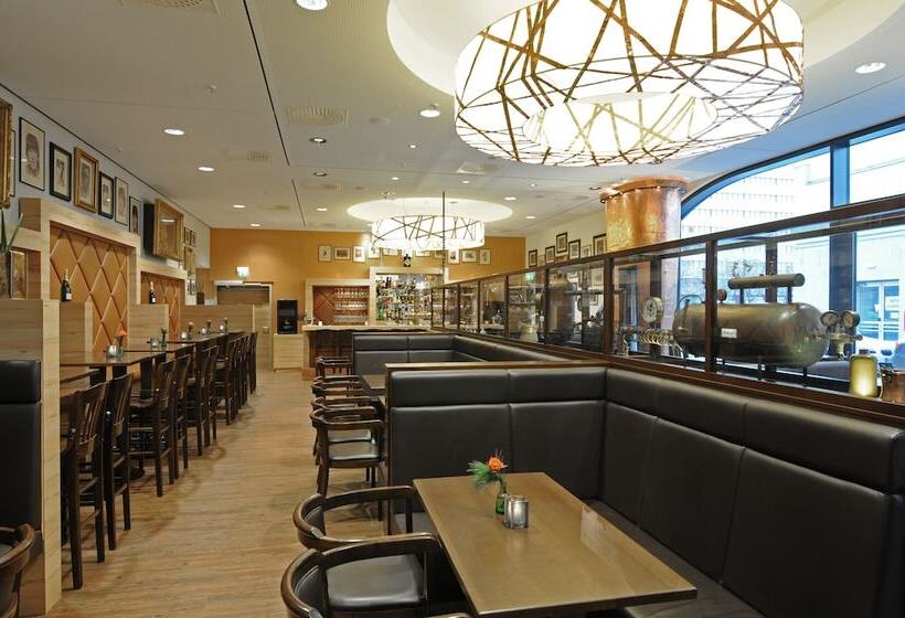 H4 Hotel Berlin Alexanderplatz