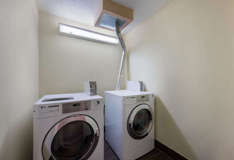 هتل Quality Inn & Suites Huntsville Research Park Area