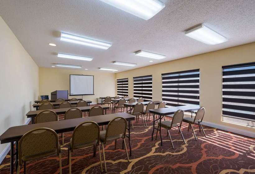 酒店 Quality Inn & Suites Huntsville Research Park Area