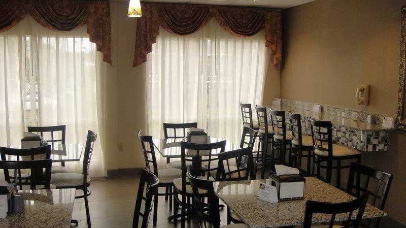 هتل Quality Inn & Suites Huntsville Research Park Area