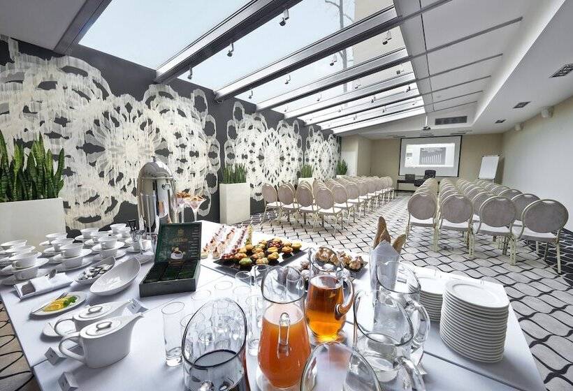 酒店 Queen Boutique