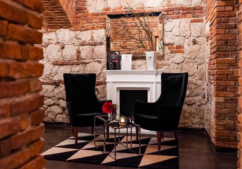 酒店 Queen Boutique